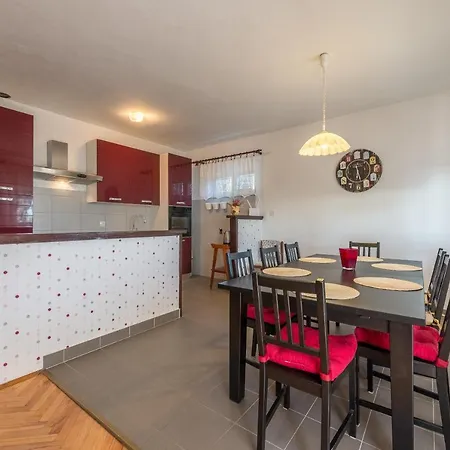 Apartment Fortica Stara Vas