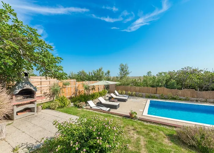 Apartments Fortica Апартаменты Stara Vas